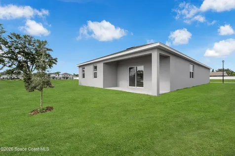 1012 Banff Drive NE Palm Bay FL 32905