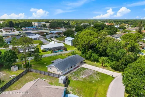 986 Jettie Street NE Palm Bay FL 32907