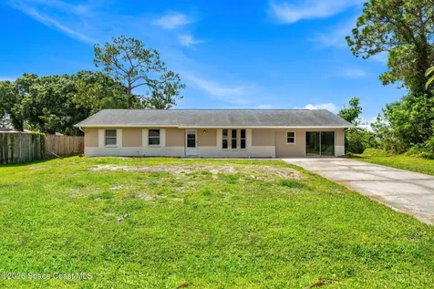 986 Jettie Street NE Palm Bay FL 32907