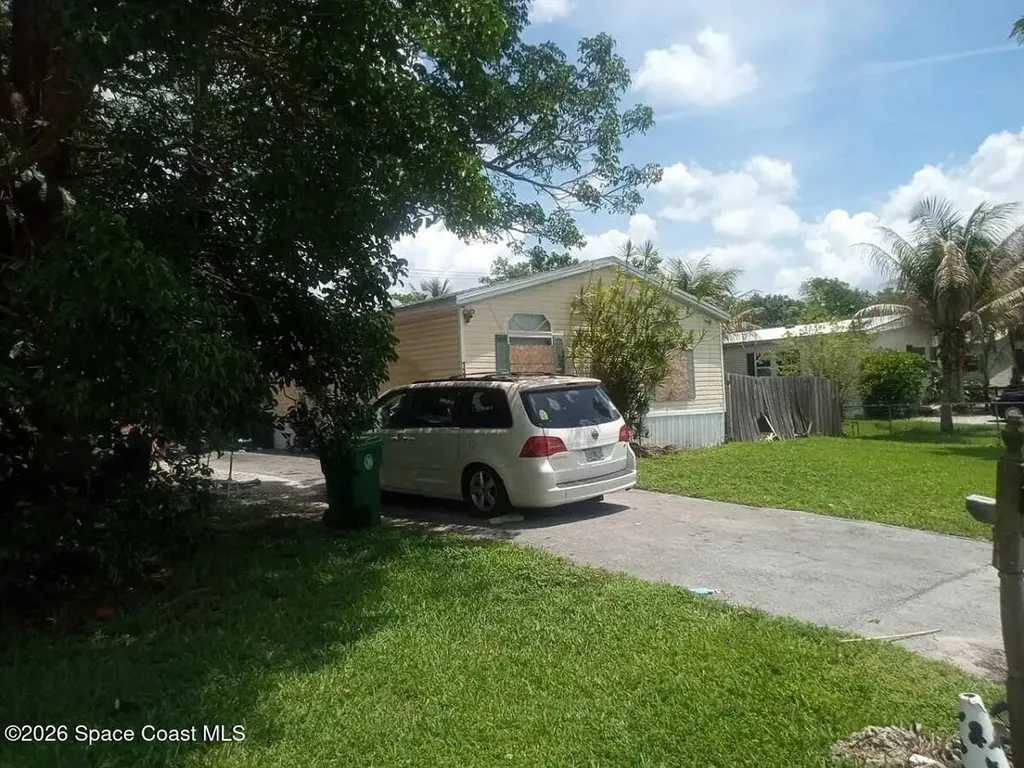 13121 SW 7th Court Davie FL 33314