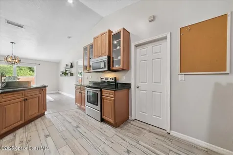 897 Hunters Creek Drive Melbourne FL 32904
