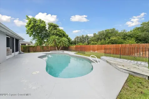 897 Hunters Creek Drive Melbourne FL 32904