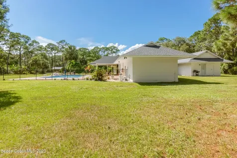 1639 Emmaus Road NW Palm Bay FL 32907