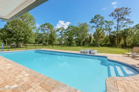 1639 Emmaus Road NW Palm Bay FL 32907