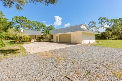 1639 Emmaus Road NW Palm Bay FL 32907