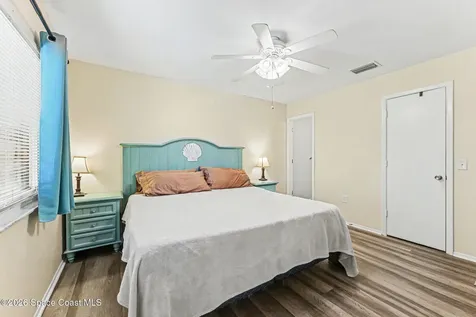 865 Regal Avenue NE Palm Bay FL 32905