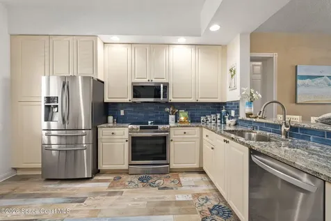 34 Harbour Isle Drive W Fort Pierce FL 34949