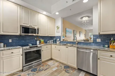 34 Harbour Isle Drive W Fort Pierce FL 34949