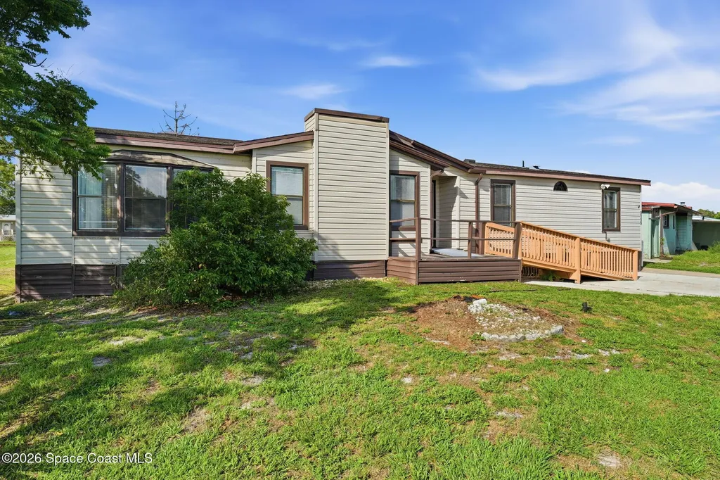 3115 Norfolk Street Mims FL 32754