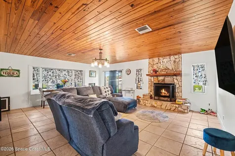 1525 Plum Avenue Merritt Island FL 32952