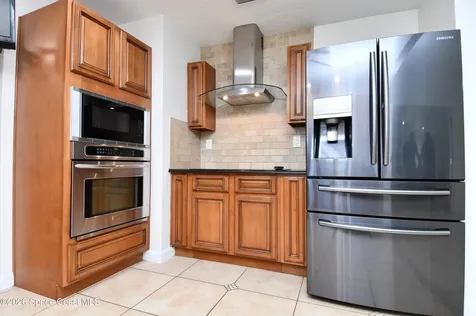 2185 Acacia Street NE Palm Bay FL 32905