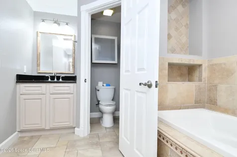 2185 Acacia Street NE Palm Bay FL 32905