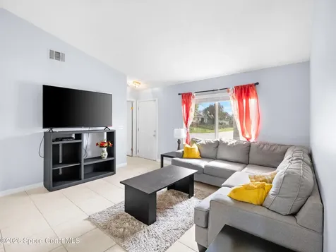 1273 Perry Avenue NW Palm Bay FL 32907