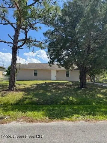 1630 Agnes Avenue SE Palm Bay FL 32909