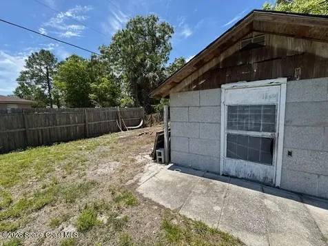 1630 Agnes Avenue SE Palm Bay FL 32909