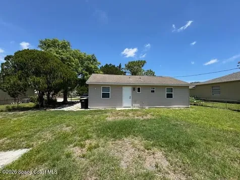 1630 Agnes Avenue SE Palm Bay FL 32909
