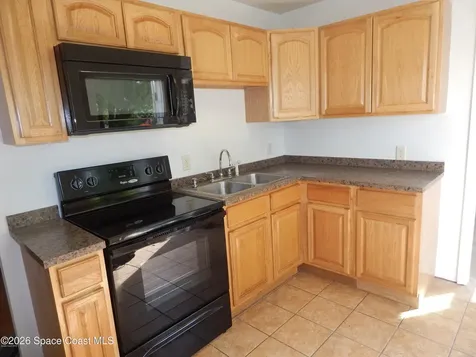 1630 Agnes Avenue SE Palm Bay FL 32909