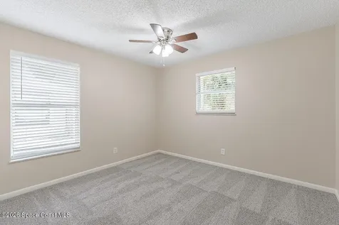 16 45th Avenue Vero Beach FL 32968