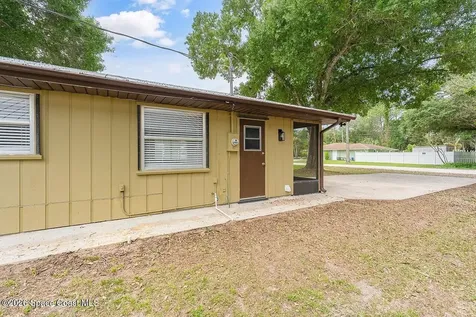 16 45th Avenue Vero Beach FL 32968