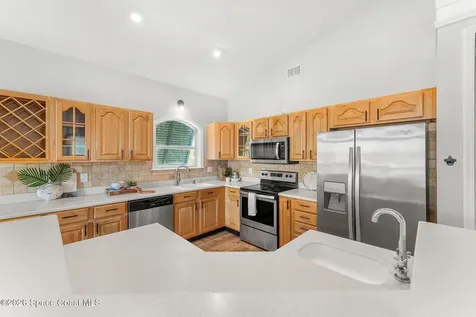 301 7th Avenue Indialantic FL 32903