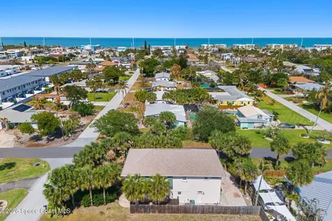 301 7th Avenue Indialantic FL 32903
