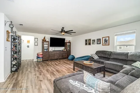 506 Glaspell Circle SE Palm Bay FL 32909