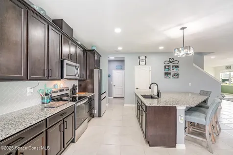 506 Glaspell Circle SE Palm Bay FL 32909