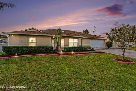 135 Country Woods Place Merritt Island FL 32952