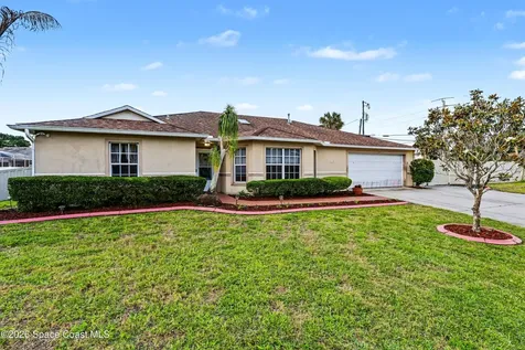 135 Country Woods Place Merritt Island FL 32952