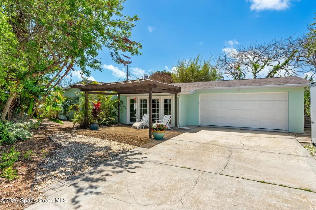 207 Pine Tree Drive Indialantic FL 32903