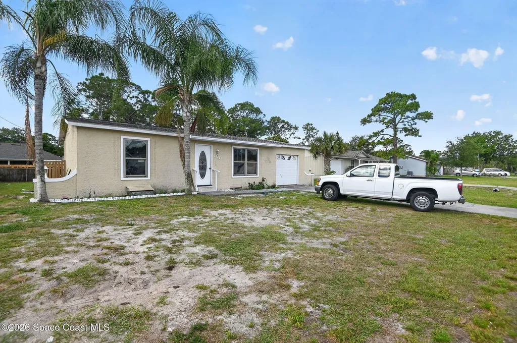 180 San Luis Street SW Palm Bay FL 32908