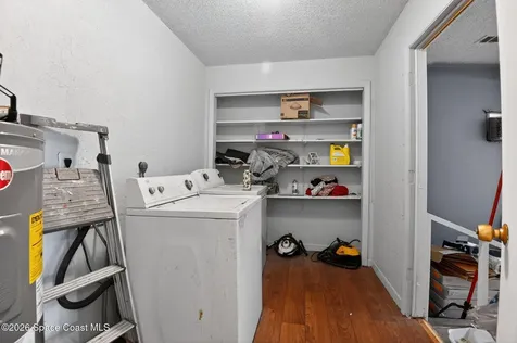 180 San Luis Street SW Palm Bay FL 32908