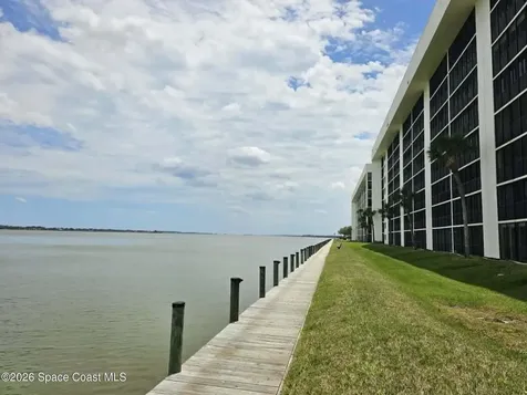 250 S Sykes Creek Parkway Merritt Island FL 32952