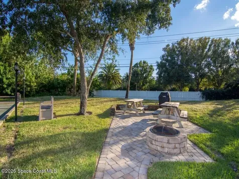 1198 Breezy Way Sebastian FL 32958