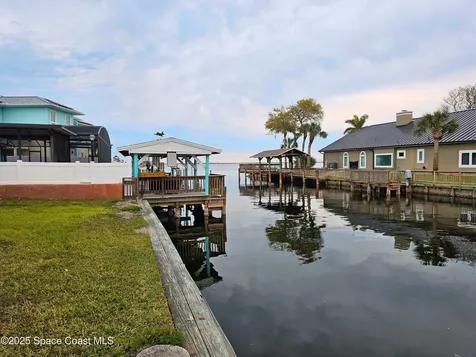 1735 E Central Avenue Merritt Island FL 32952