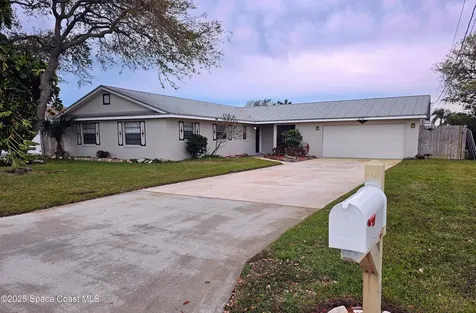 1735 E Central Avenue Merritt Island FL 32952