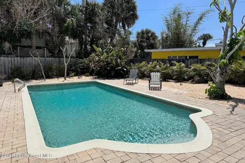 2250 Sunset Avenue Indialantic FL 32903