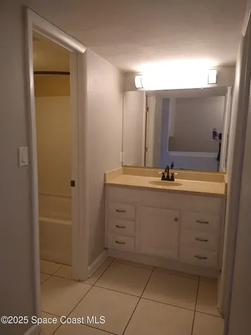 1020 Pinetree Drive Indian Harbour Beach FL 32937