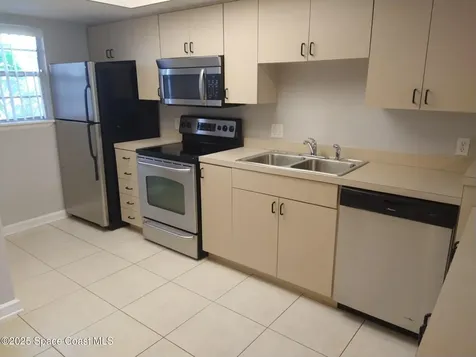 1020 Pinetree Drive Indian Harbour Beach FL 32937