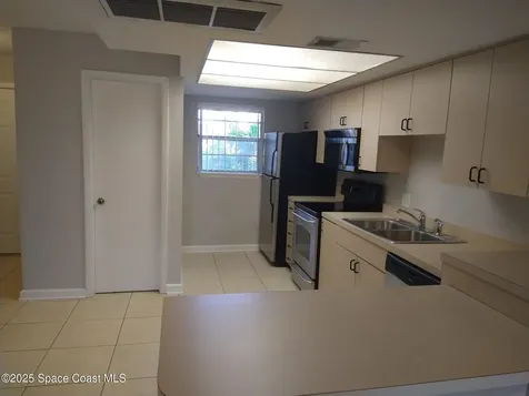 1020 Pinetree Drive Indian Harbour Beach FL 32937