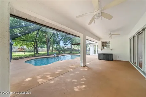 986 Nixon Circle NE Palm Bay FL 32907