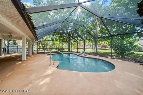986 Nixon Circle NE Palm Bay FL 32907
