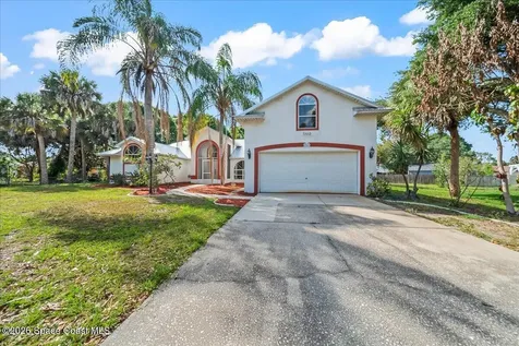 986 Nixon Circle NE Palm Bay FL 32907