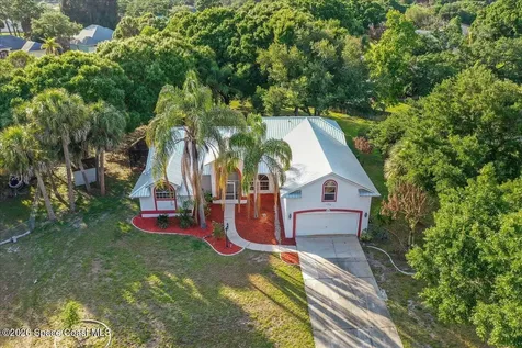 986 Nixon Circle NE Palm Bay FL 32907