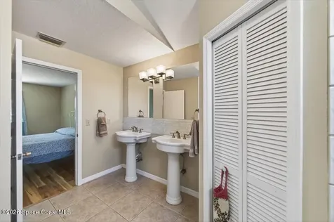 1602 Hawksbill Street NW Palm Bay FL 32907
