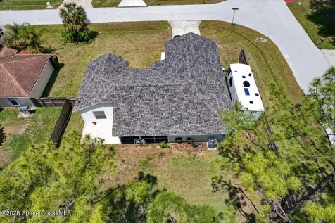 1602 Hawksbill Street NW Palm Bay FL 32907