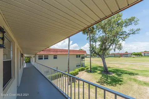 60 Woodland Drive Vero Beach FL 32962