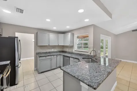 1366 Havre Street NW Palm Bay FL 32907