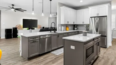 1845 Market Circle NE Palm Bay FL 32905