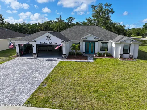 1845 Market Circle NE Palm Bay FL 32905